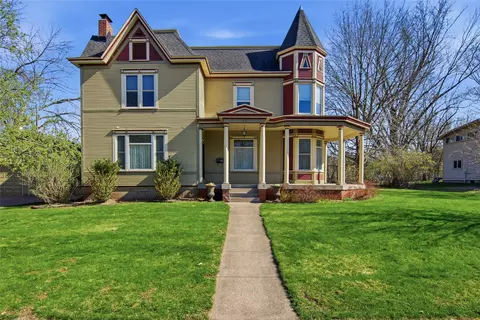 435 Jefferson St, Eau Claire, WI 54701