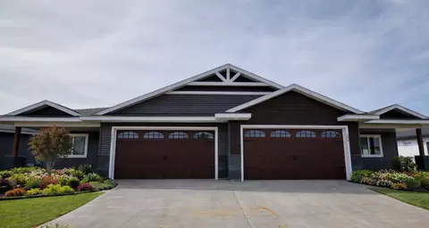 744 Sequoia Ln, Altoona, WI 54720