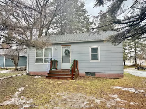 231 Lulu Ave W, Almena, WI 54805