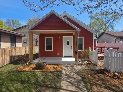 1237 E Avenue Ave S, La Crosse, WI 54601
