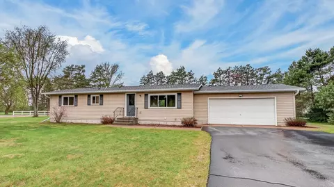 6150 S Sun Dance Pl, Eau Claire, WI 54701