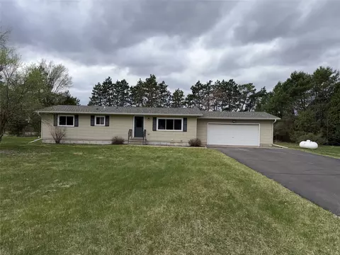 6150 S Sun Dance Pl, Eau Claire, WI 54701