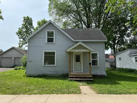 213 Niagara St, Eau Claire, WI 54703