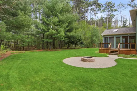Exterior - e4400 Pinewood Circle, Eleva, WI 54738 photo 7 of 9