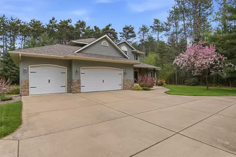 Exterior - e4400 Pinewood Circle, Eleva, WI 54738 photo 8 of 9