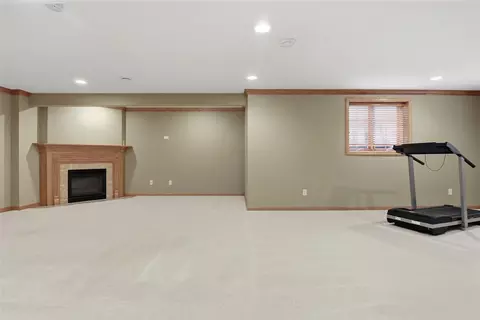 Living - e4400 Pinewood Circle, Eleva, WI 54738 photo 6 of 6