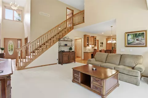 Living - e4400 Pinewood Circle, Eleva, WI 54738 photo 5 of 6