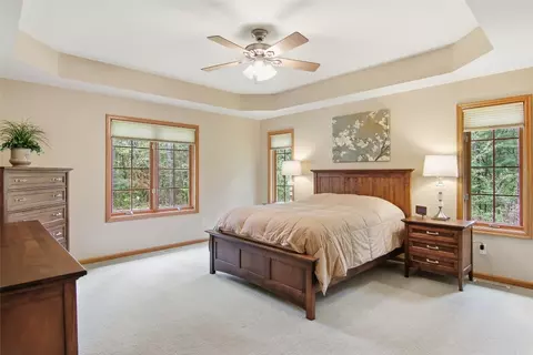 Bedroom - e4400 Pinewood Circle, Eleva, WI 54738 photo 1 of 10