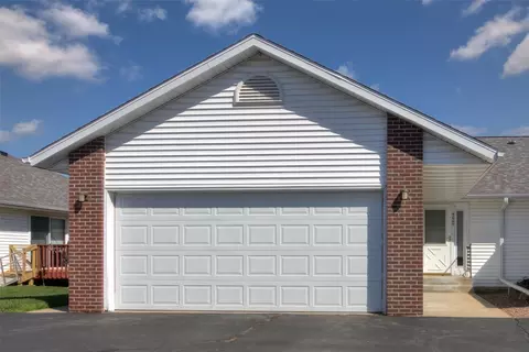 4006 Boardwalk St #1, Eau Claire, WI 54701