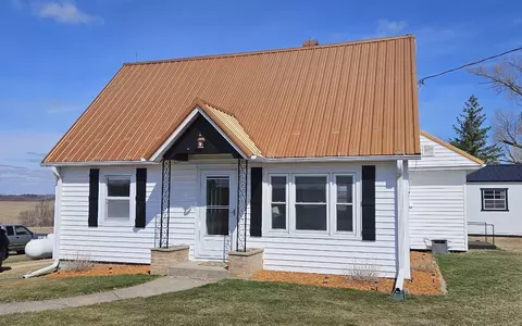 1458 W County Road G, Elmwood, WI 54740