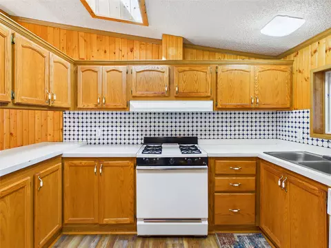 Kitchen - 9748 Bear Trail Lane, Spooner, WI 54801 photo 3 of 5
