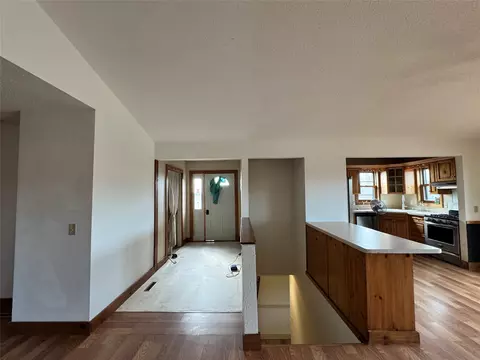 Entry Way - 417 8th Ave, Shell Lake, WI 54871 photo 1 of 2
