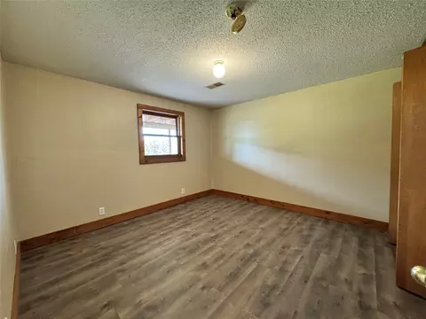 Bedroom - 417 8th Ave, Shell Lake, WI 54871 photo 5 of 8
