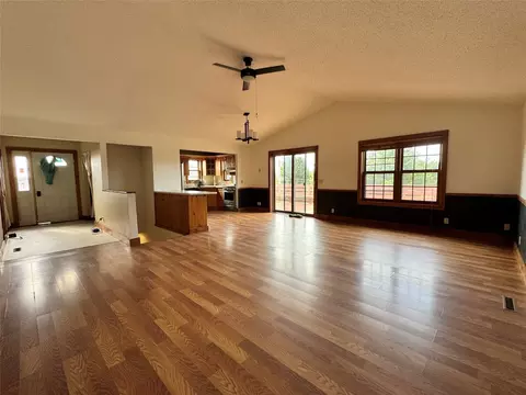 Living - 417 8th Ave, Shell Lake, WI 54871 photo 2 of 5