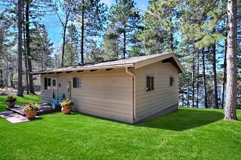55715 E Island Dr, Barnes, WI 54873