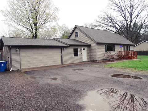 812 E Barker St, Rice Lake, WI 54868
