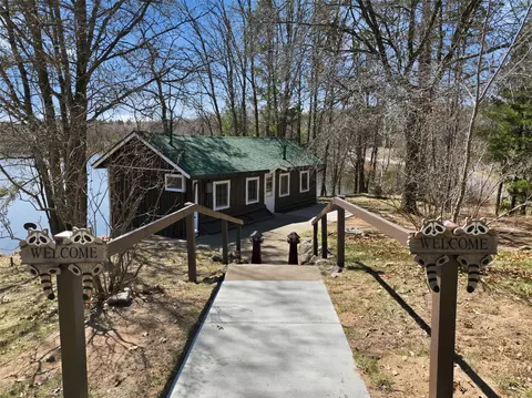 w7341 Pair-o-lakes Road, Spooner, WI 54801