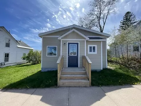 10569 Dakota Ave, Hayward, WI 54843