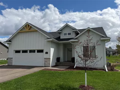 1509 Pinehurst Ct, Altoona, WI 54720