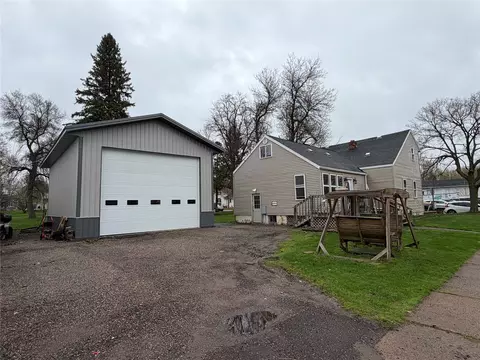 101 N Thorp St, Thorp, WI 54771