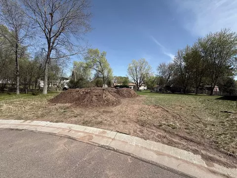 2945 Comet Ct, Eau Claire, WI 54703