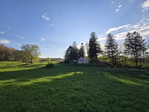 n38965 County Road W, Whitehall, WI 54773
