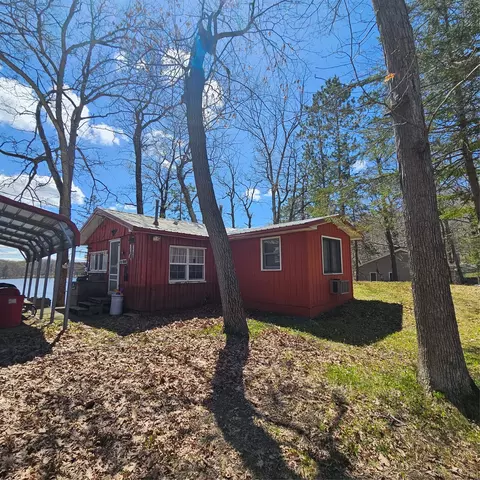 936 N Sunrise Pt, Chetek, WI 54728