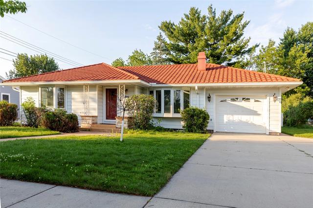 2836 Kelly Pl, Eau Claire, WI 54701