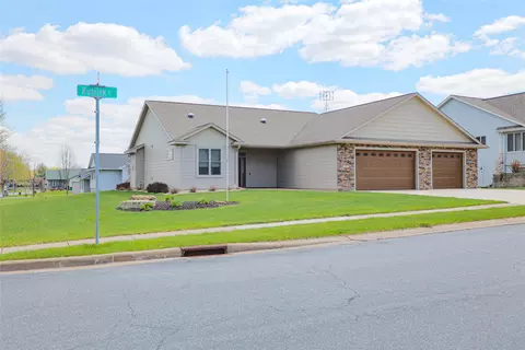 298 Kusilek St, River Falls, WI 54022