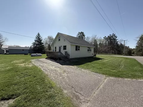Exterior - n520 4th Avenue, Sheldon, WI 54766 photo 2 of 2
