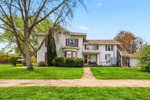 506 W Columbia St #1-4, Chippewa Falls, WI 54729