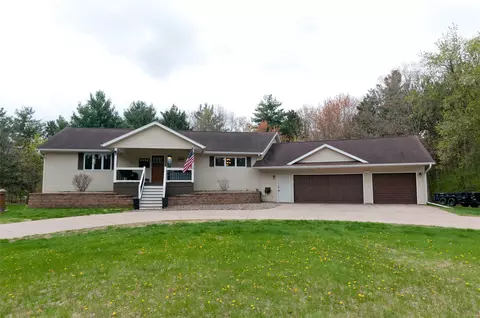 1307 W Center St, Chetek, WI 54728
