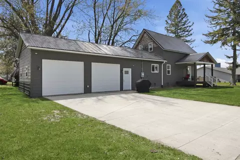 742 Gilman St, Stanley, WI 54768
