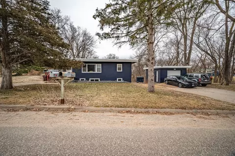 1487 Walnut St #2, Prescott, WI 54021