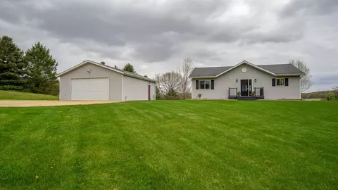 e9714 730th Avenue, Elk Mound, WI 54739