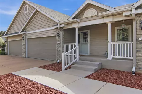 4229 Mill Ridge Cir, Eau Claire, WI 54703