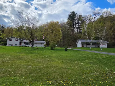 n4095 Wisconsin 54, Black River Falls, WI 54615