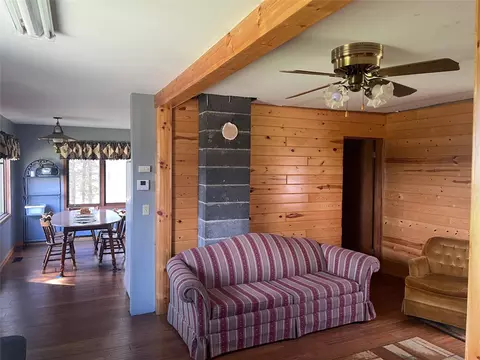 Living - 80036 Peeksville Rd, Glidden, WI 54527 photo 2 of 4