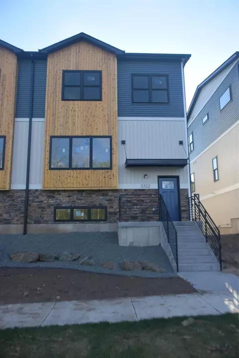 2322 1st St, Eau Claire, WI 54703