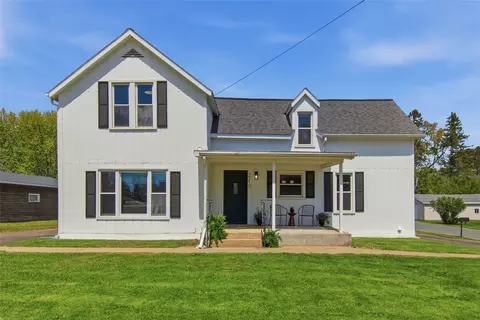 2210 Vine St, Eau Claire, WI 54703