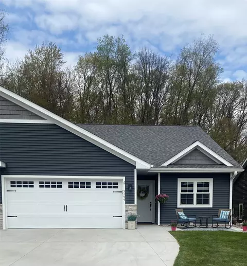 5154 Quiet Hollow Ct, Eau Claire, WI 54701