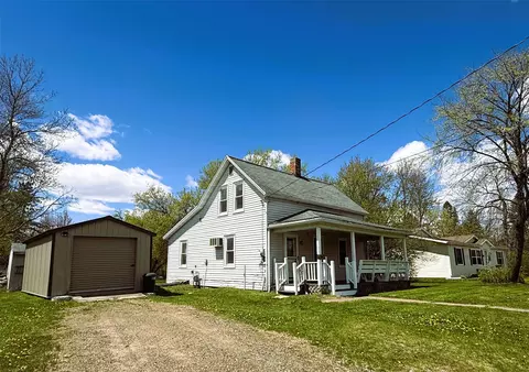 814 E 4th St S, Ladysmith, WI 54848