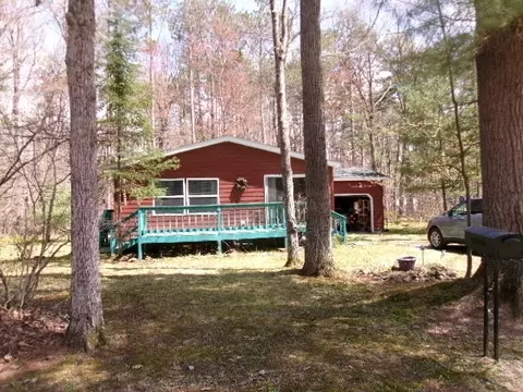 8064 N John Morton Ave, Hayward, WI 54843