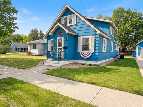 116 E Coleman St, Rice Lake, WI 54868
