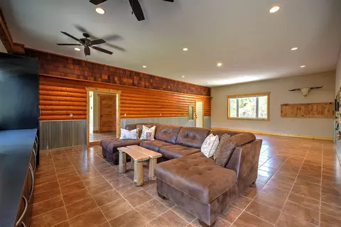 Living - 27736 Thompson Rd, Webster, WI 54893 photo 3 of 4