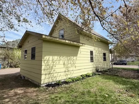 Exterior - 117 2nd Ave, Shell Lake, WI 54871 photo 2 of 7