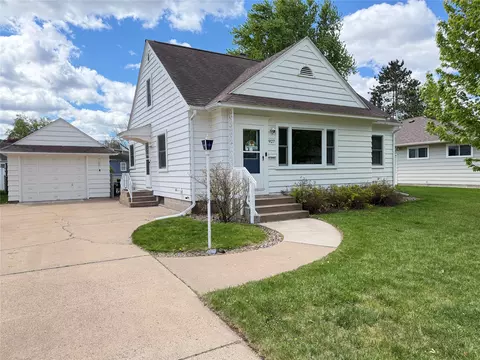 927 Gilbert St, Eau Claire, WI 54703