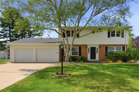 2610 Marilyn Dr, Eau Claire, WI 54701