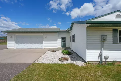 Exterior - 19530 E County Road Gg, Augusta, WI 54722 photo 2 of 10