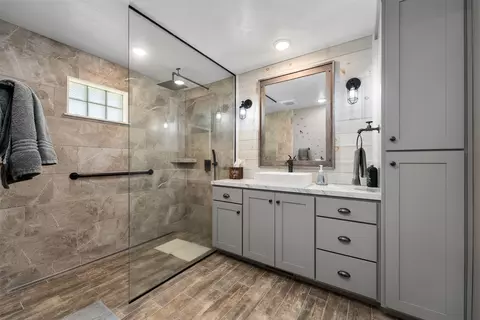 Bath - 19530 E County Road Gg, Augusta, WI 54722 photo 1 of 1